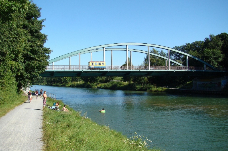 2012-08-18 Überquerung des Wesel-Datteln-Kanals.